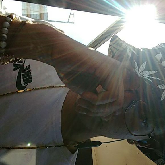 Meet your Posher, Julian - Picture 1 of 1